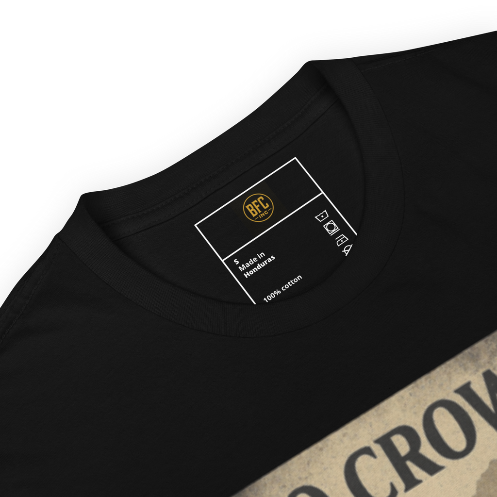 No Crown, Still Royal (Cardinal Bird) – Black Pride Cotton T-Shirt, Cardinal Graphic Streetwear for Men and Women, Urban 304 Culture Resilience Tee