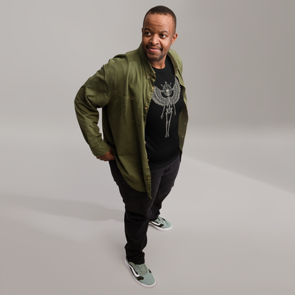 Grave to Glory – Cotton Graphic T-Shirt for Men and Women, Angel Skeleton Streetwear with Glowing Halo Design, Spiritual Grunge Apparel for Soul Survivors and Resilient Rebels