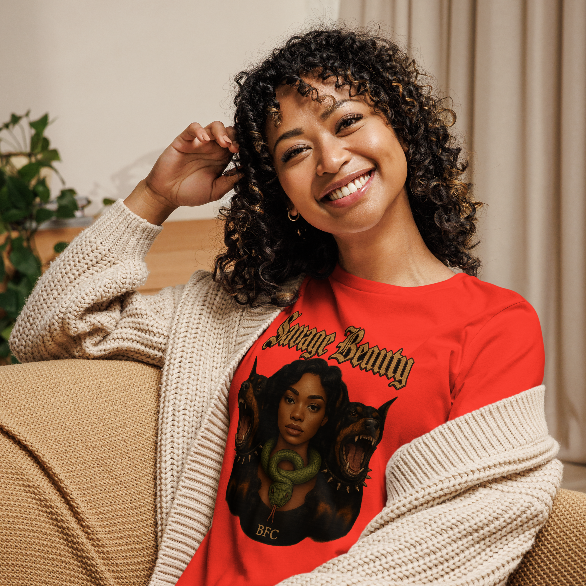 Savage Beauty – Bold Cotton Graphic Tee for Women, Gothic Streetwear with Dobermann Dog and Serpent Art, Fierce Feminine Statement Apparel with Attitude